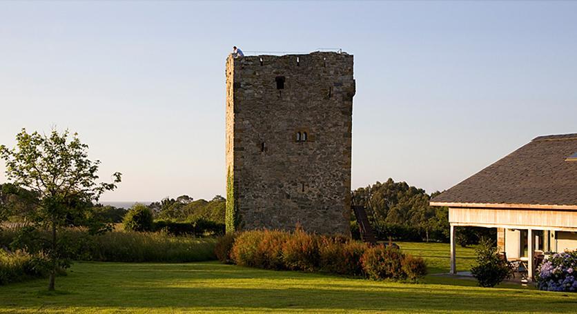 Torre De Villademoros